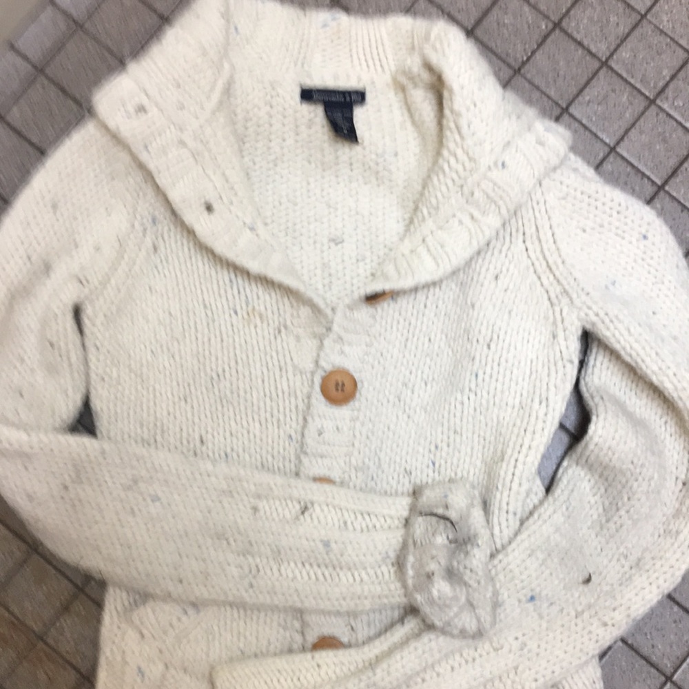 Abercrombie and Fitch Cream Oatmeal
 Cream Retro Cardigan
